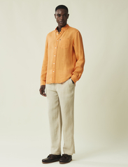 Lexington Clothing - Casual Linen Shirt - pellavakauluspaidat - orange - 2
