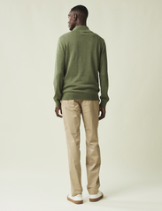 Lexington Clothing - Clay Cotton Half-Zip Sweater - mænd - green - 2