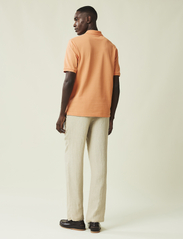 Lexington Clothing - Jeromy Polo Shirt - kortærmede poloer - orange - 2