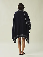 Lexington Clothing - Palma Blanket Stitched Recycled Wool Blend Poncho - ponchoer & kapper - dk blue/white stripe - 3