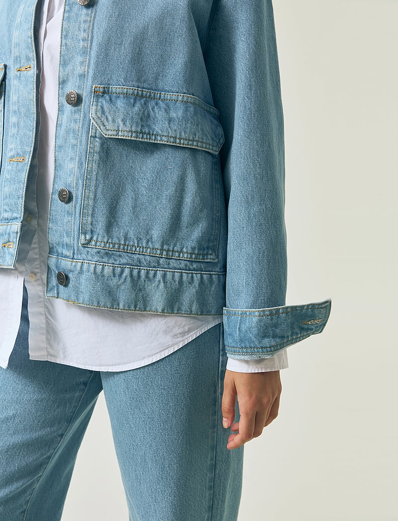 Lexington Clothing - Short Denim Jacket - frühlingsjacken - lt blue denim - 4