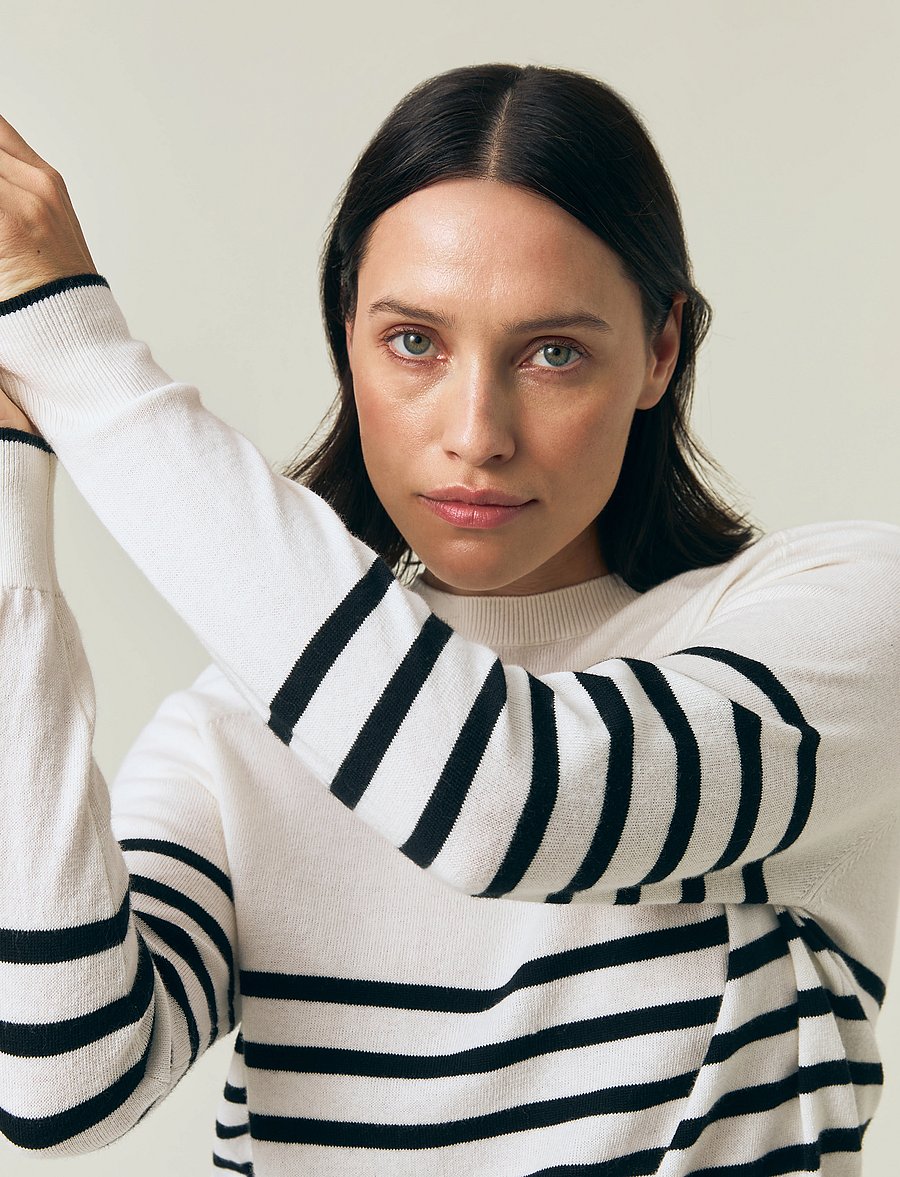 Lexington Clothing - Cashmere Blend Raglan Sweater - pullover - white/black stripe - 4
