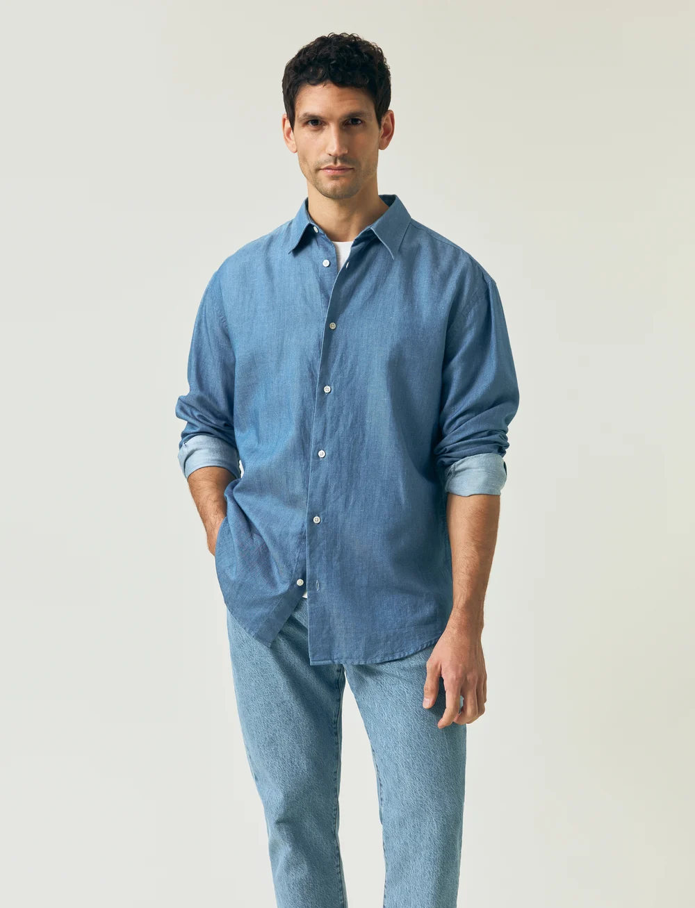 Lexington Clothing - Loose Indigo Linen/Tencel Shirt - rennot kauluspaidat - indigo - 5