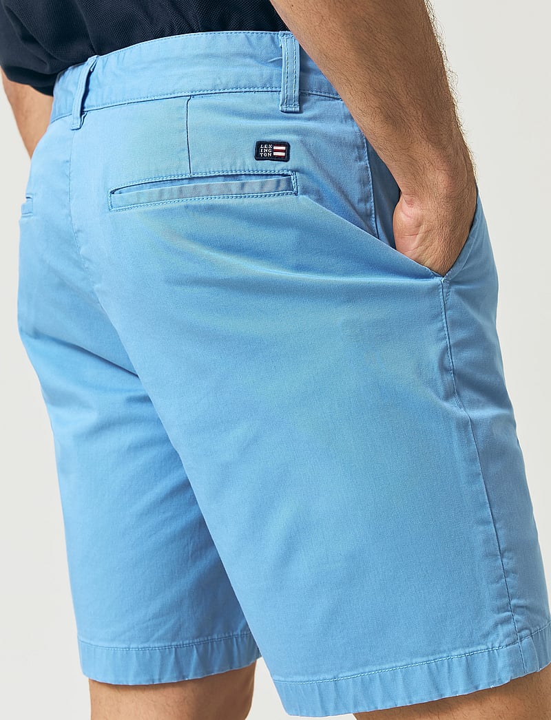 Lexington Clothing - Classic Cotton Twill Shorts - chino lühikesed püksid - blue - 4