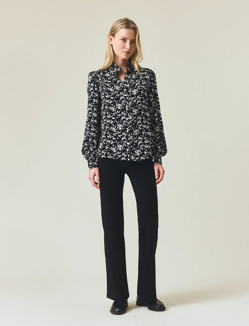 Lexington Clothing - Printed Frill Blouse - langærmede bluser - black/white print - 0