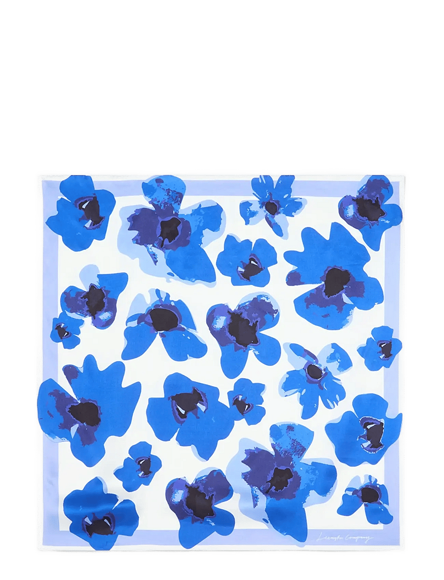 Lexington Clothing - Flower Printed Silk Scarf - tynde tørklæder - blue flower print - 0