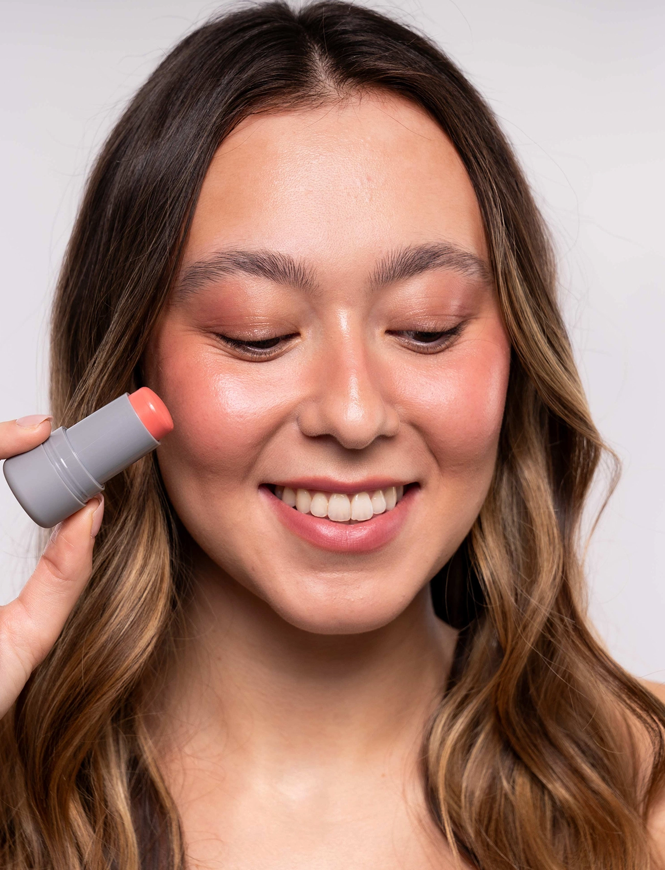 LH Cosmetics - Artistick cream blush stick - makeup - sketch coral - 2
