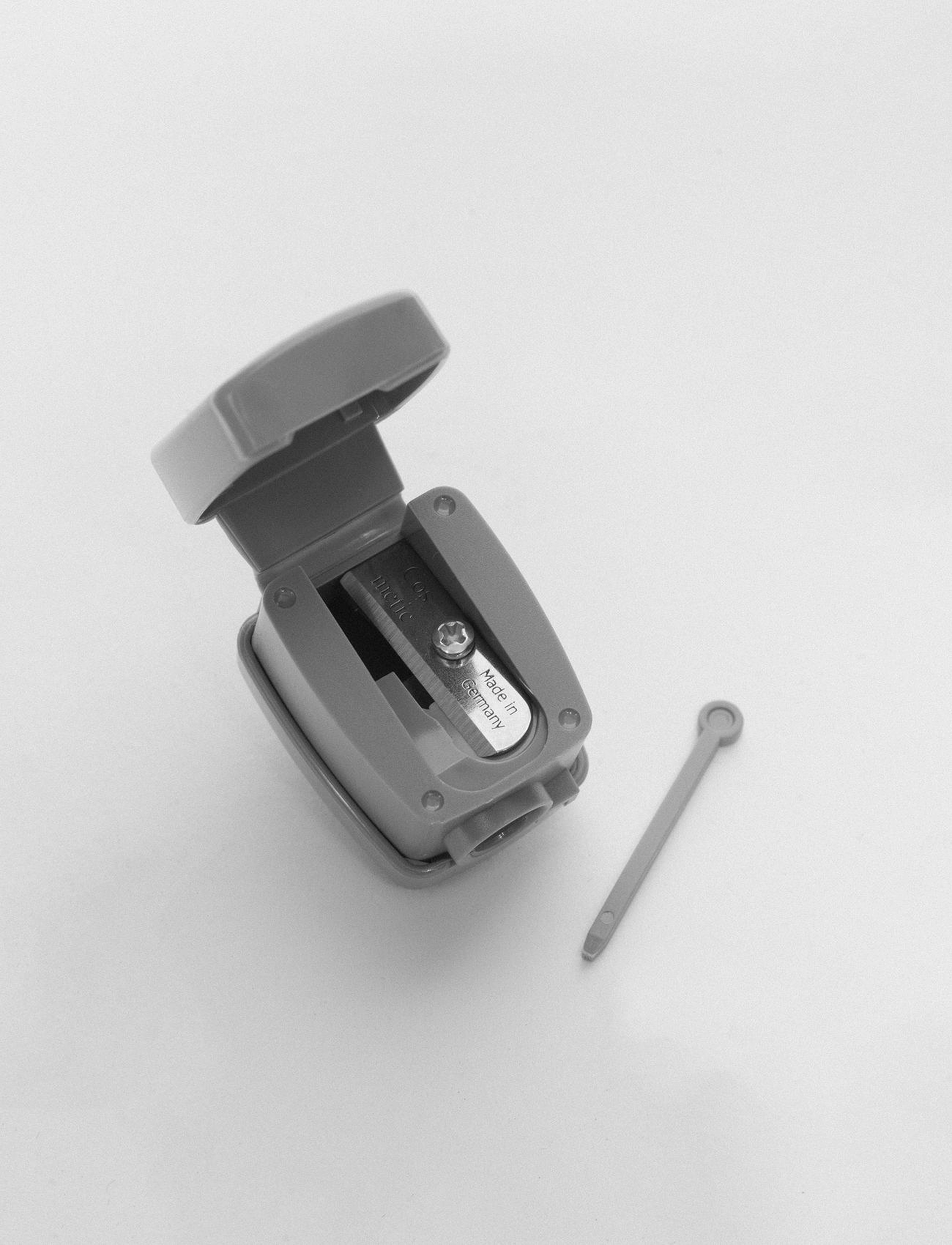 LH Cosmetics - Sharpe Diem Sharpener - sminke - no colour - 2