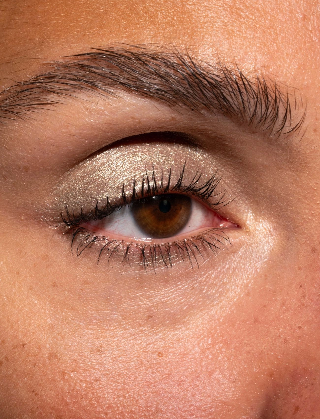 LH Cosmetics - Crayon waterproof eye & lip pencil - bliv klar til date night - zhao silver metallic - 2