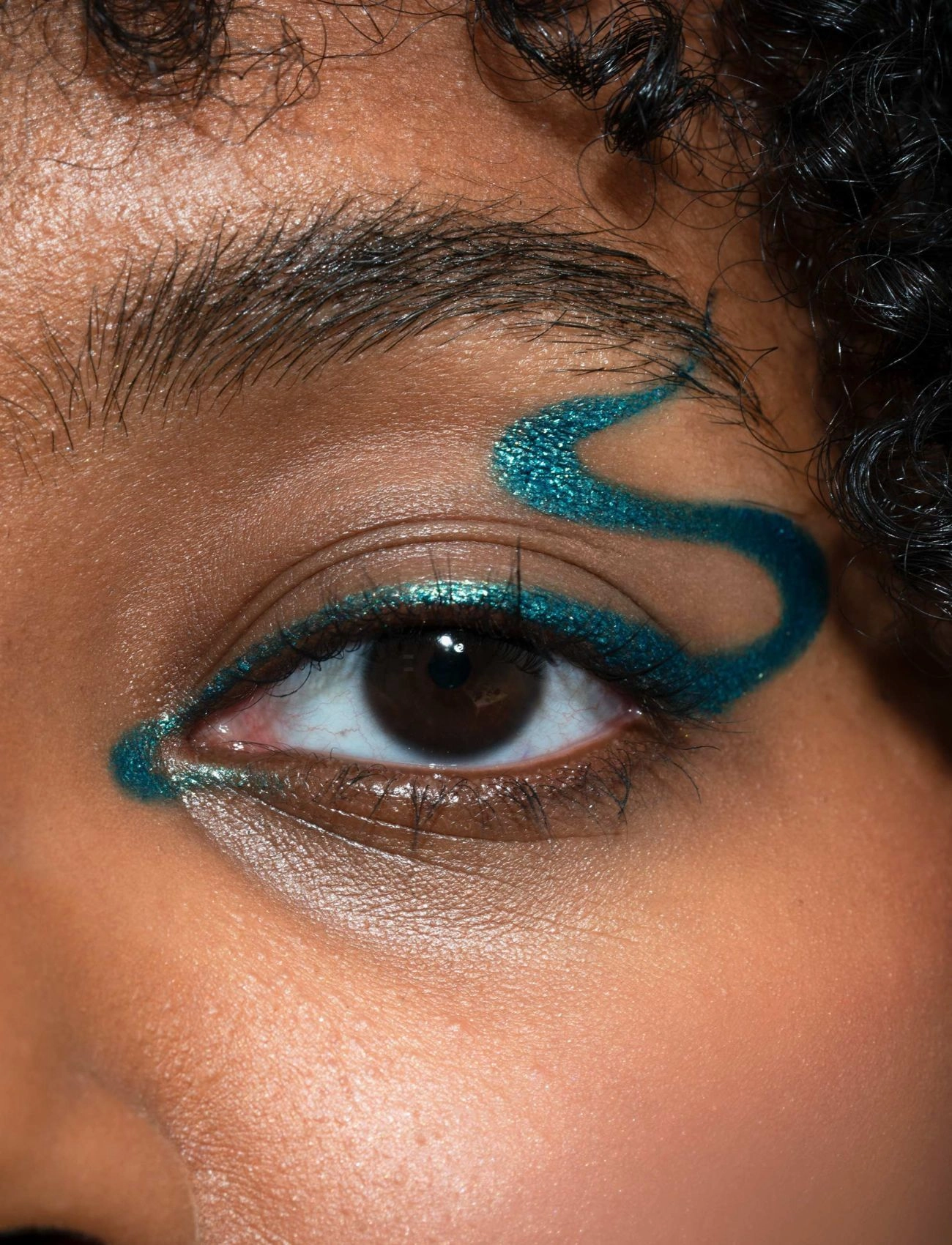 LH Cosmetics - Crayon waterproof eye & lip pencil - læbeprodukter - avoir green teal shimmer - 1