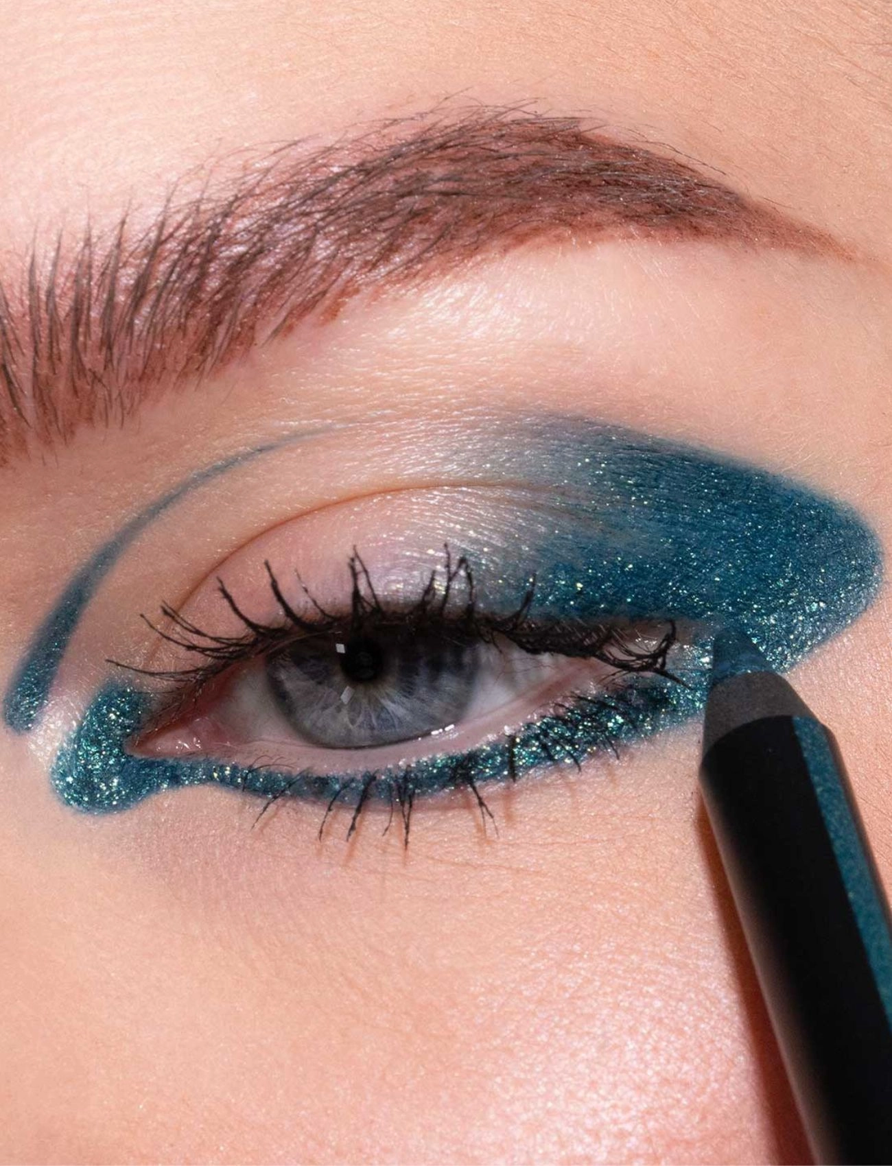 LH Cosmetics - Crayon waterproof eye & lip pencil - læbeprodukter - avoir green teal shimmer - 2