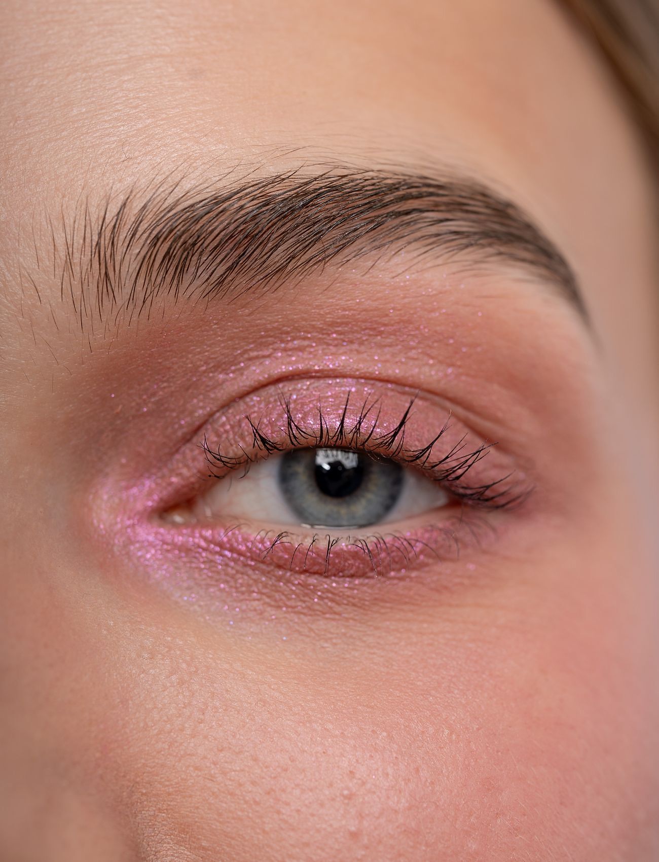 LH Cosmetics - Crayon - silmät ja kulmakarvat - nunki - 1