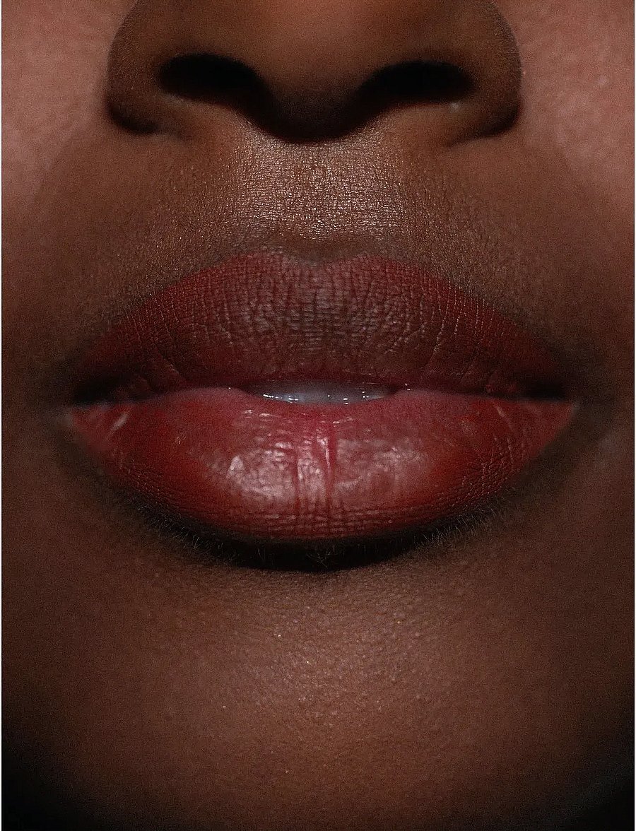 LH Cosmetics - Crayon waterproof eye & lip pencil - bliv klar til date night - nut brick red/brown - 3