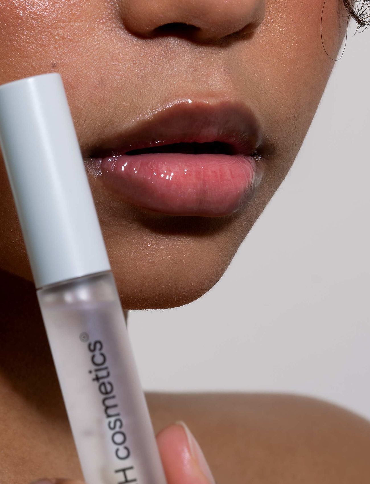 LH Cosmetics - Gloil - makeup - clear - 1