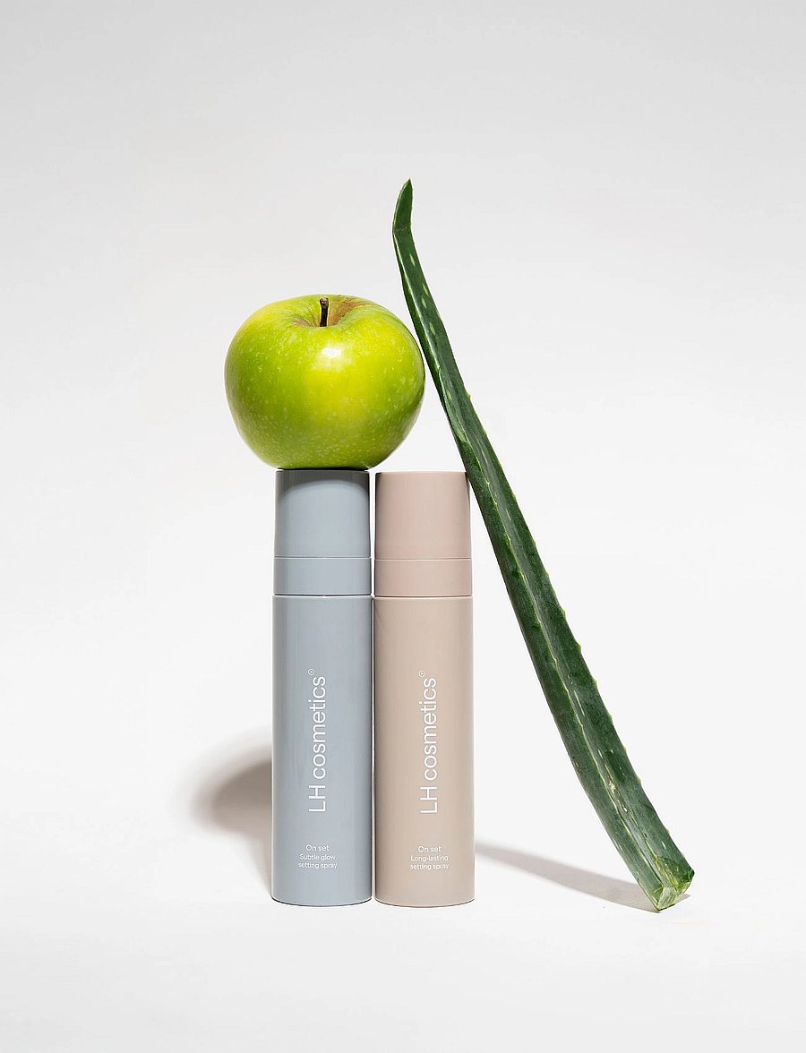 LH Cosmetics - On set Subtle glow setting spray - smink - clear - 3