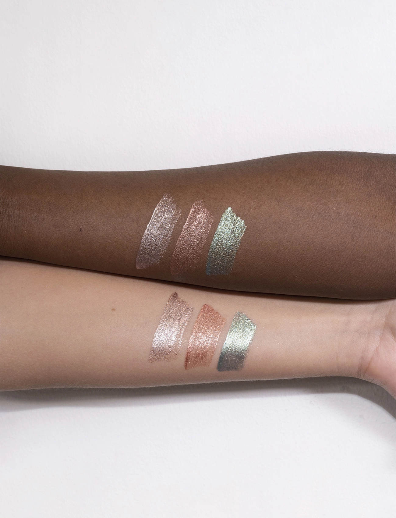 LH Cosmetics - Sparkl liquid eyeshadow & topper - Ögon - flirt rose copper with gold & silver glitter - 4