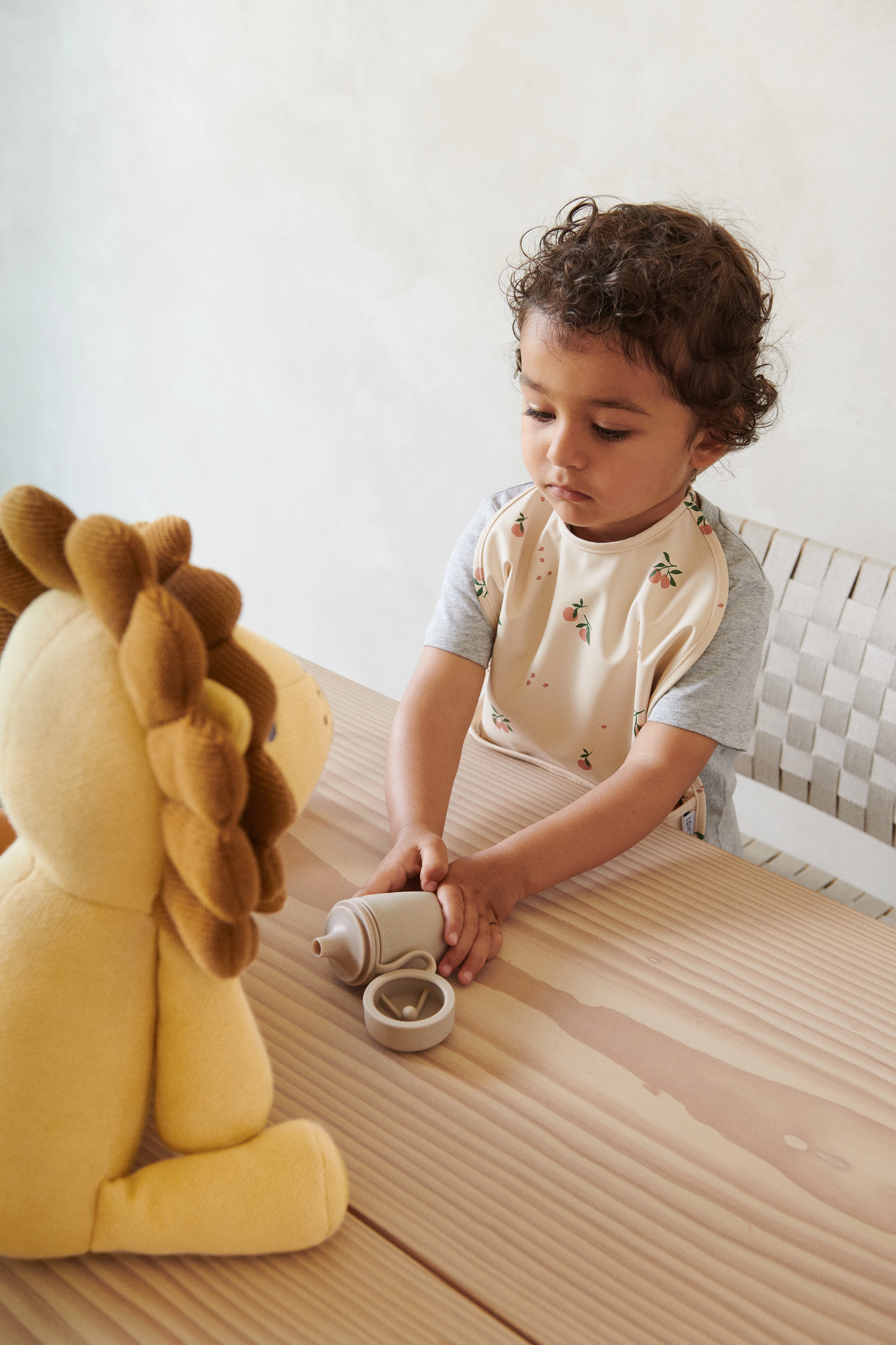 Liewood Lai bib - Liewood - PEACH/SEA SHELL MIX / cream
