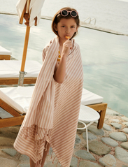 Liewood - Mona beach towel - towels - y/d stripe tuscany rose / creme de la creme - 0