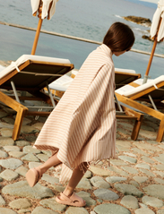 Liewood - Mona beach towel - towels - y/d stripe tuscany rose / creme de la creme - 2