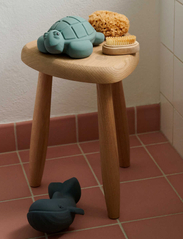 Liewood - Nori bath toys - badelegetøj - sea creature / whale blue mix - 1