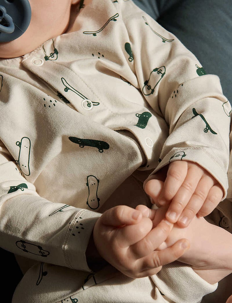 Liewood - Birk printed pyjamas jumpsuit - skate sandy - 0