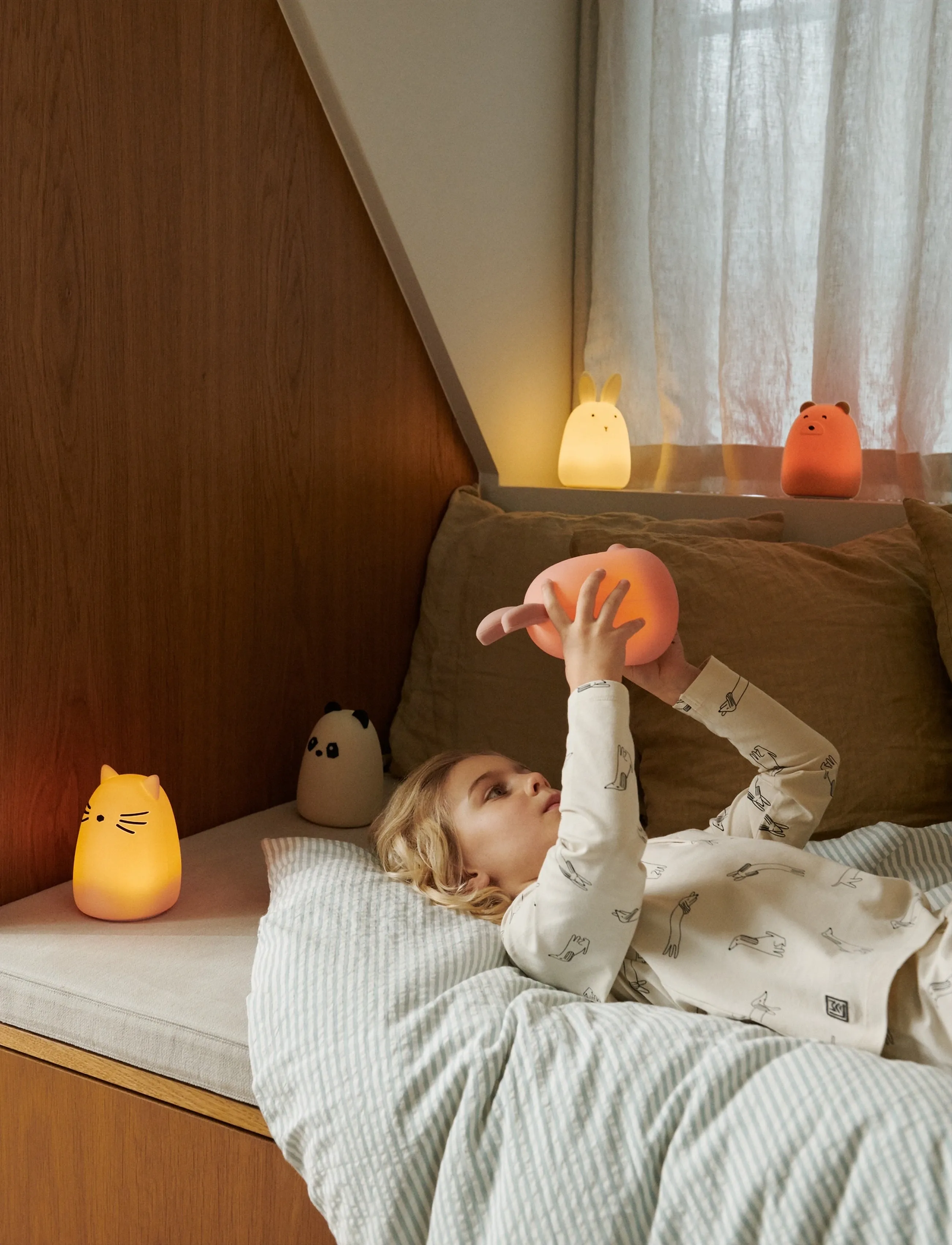 Liewood - Winston Rabbit Night Light - yölamput - rabbit creme de la creme - 2