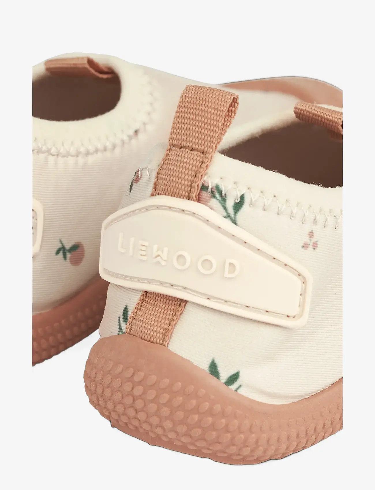 Liewood - Sanjia Sea Shoe - vandsko - peach / sea shell - 4