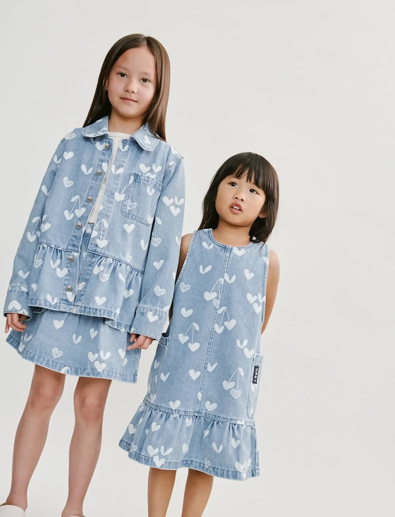 Liewood Angelica Printed Denim frill Dress - Kjoler & Nederdele - SWEETHEARTS / LIGHT BLUE DENIM / blue