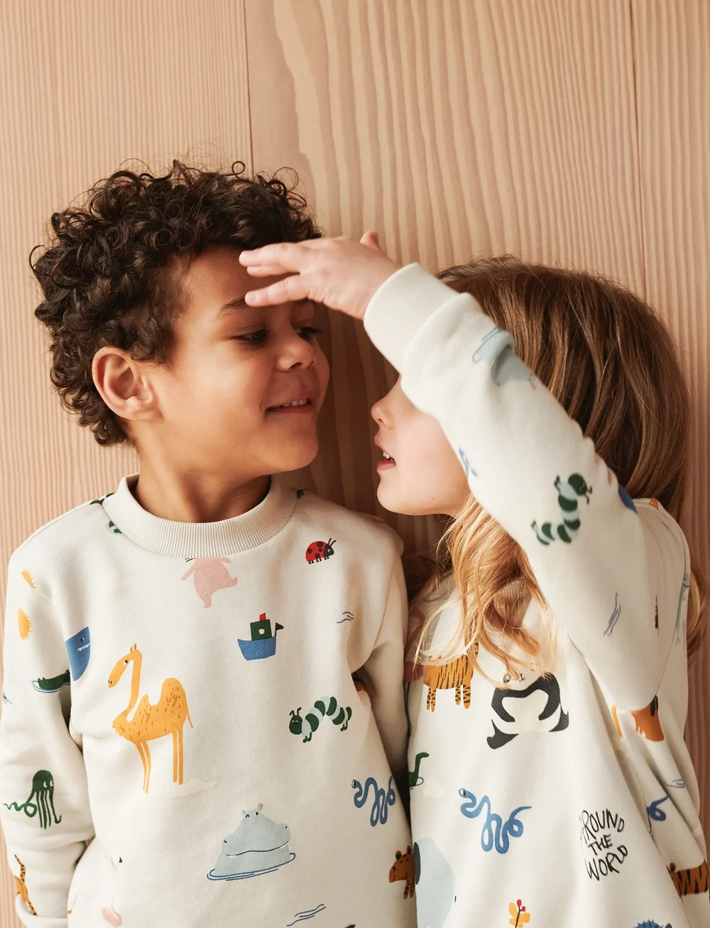 Liewood - Thora Printed Sweatshirt - sweatshirts - around the world / sandy - 3