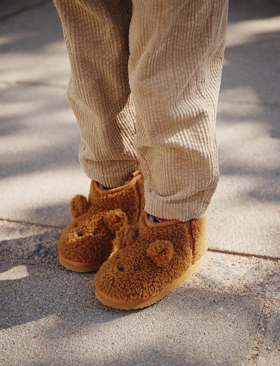 Liewood - Alban Bear Pile Boot Slipper - golden caramel - 0