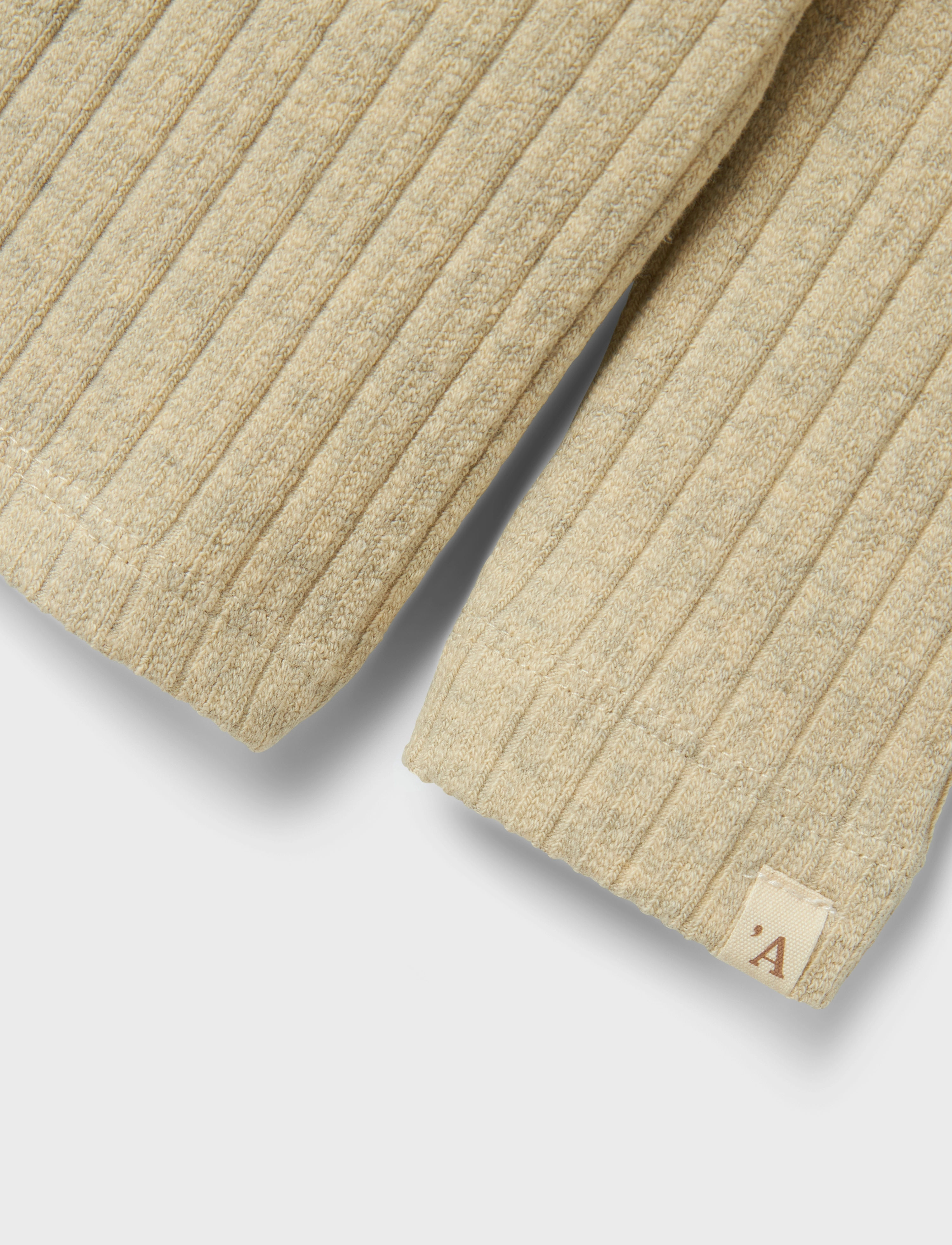 Lil'Atelier - NMFNIVA KIO LS SLIM TOP LIL - bleached sand - 2