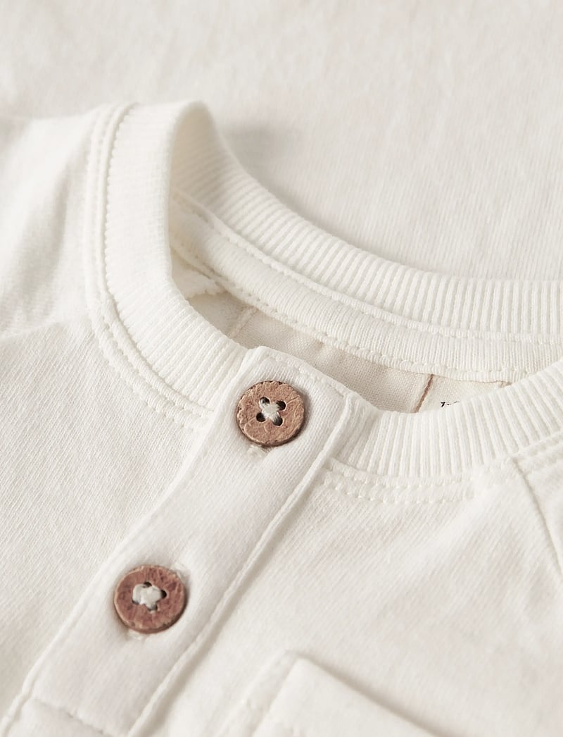 Lil'Atelier - NBMDOLAN JOE SS BODY LIL - smėlinukai trumpomis rankovėmis - coconut milk - 3