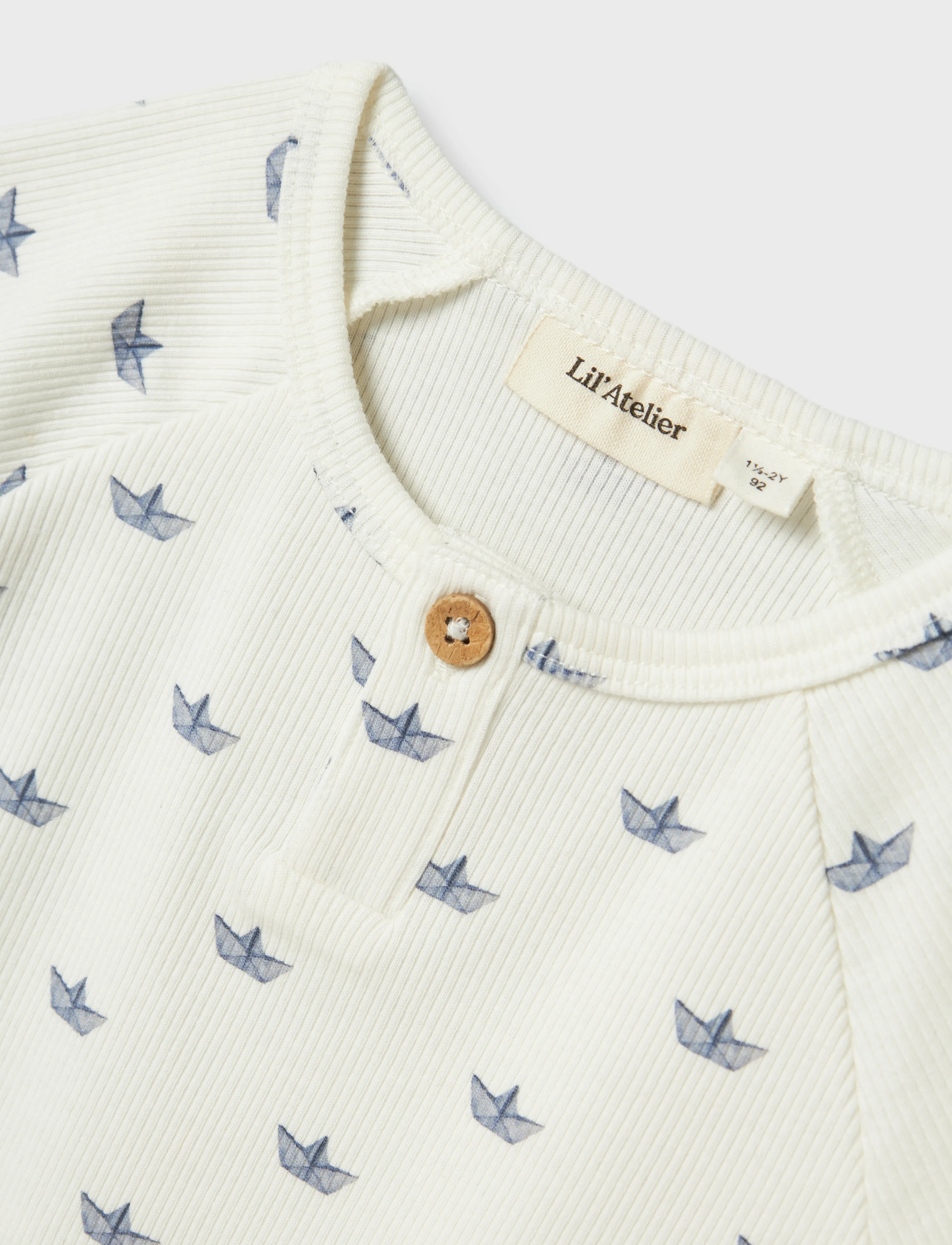 Lil'Atelier NMMLAVO ENI SS SLIM TOP LIL - Kortærmede T-shirts - COCONUT MILK / white