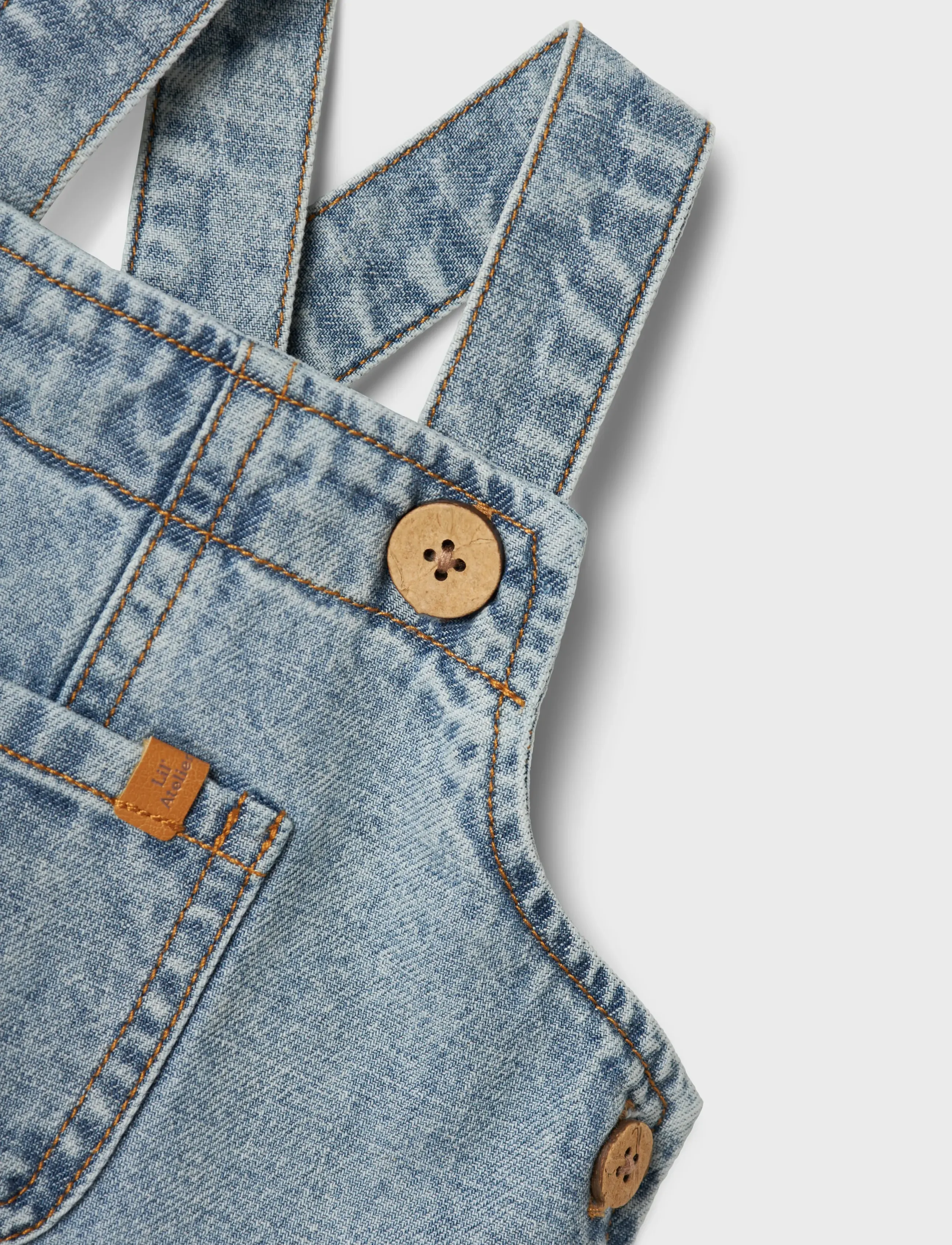 Lil'Atelier NBMHILBERT DNM SHORTOVERALL 1118-HL LIL - Dungarees - LIGHT BLUE DENIM / blue