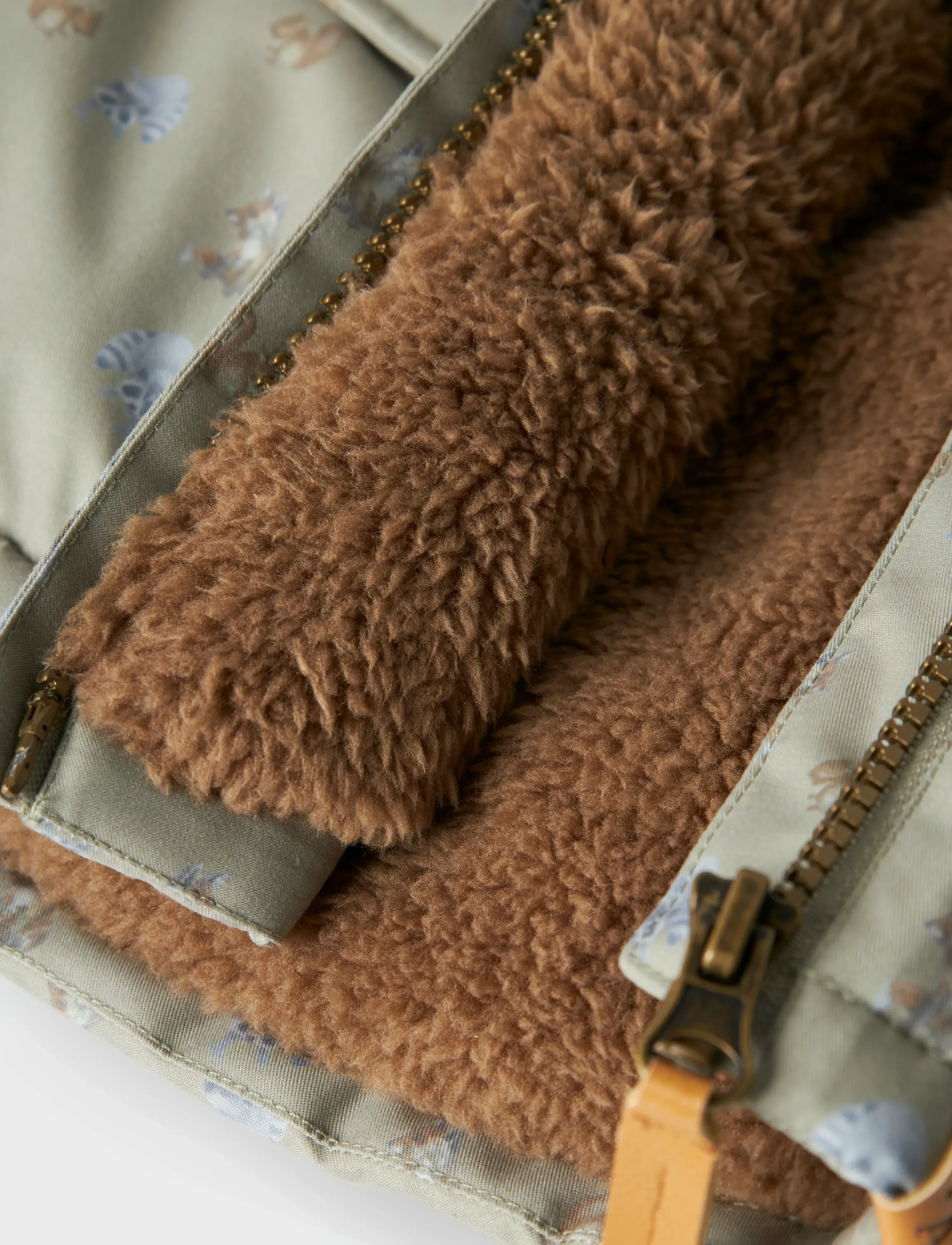 Lil'Atelier - NBMLASNOW05 JKT AOP FO LIL - dunjakker - overland trek - 3