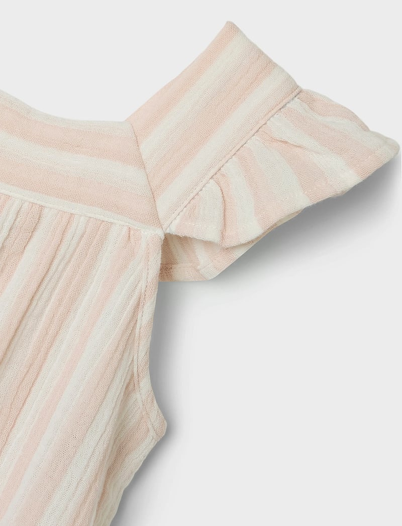 Lil'Atelier - NMFFEMKE STRAP LOOSE TOP LIL - bluser & tunikaer - coconut milk - 2