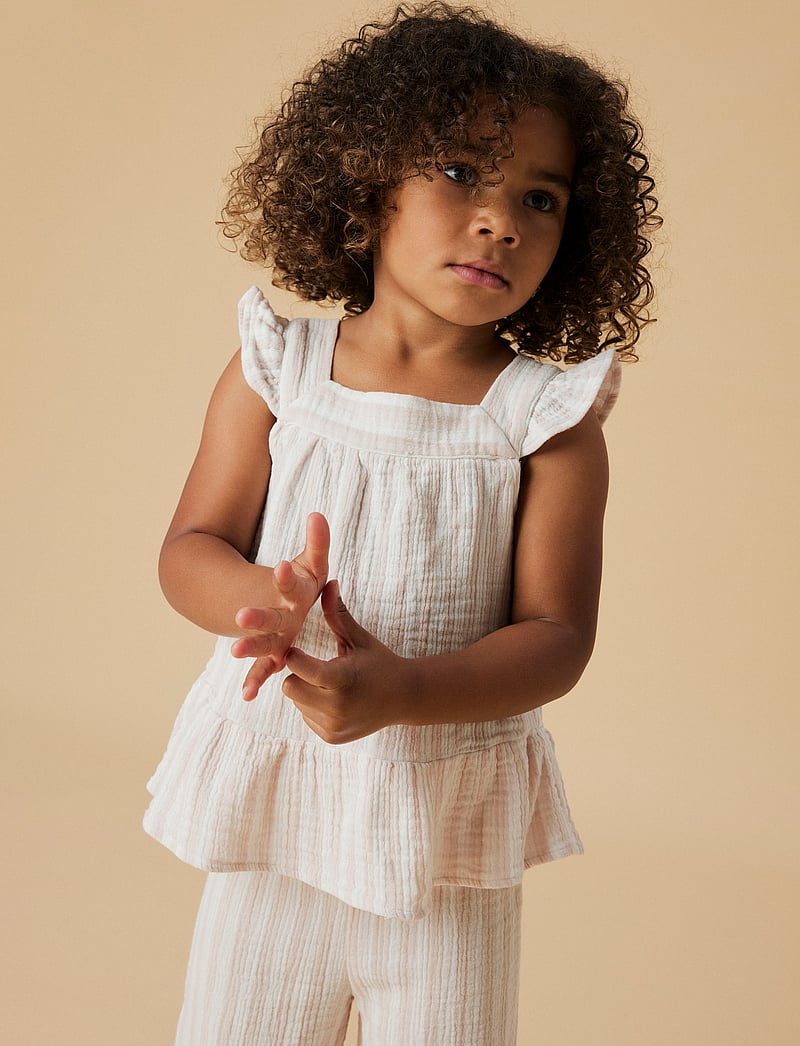 Lil'Atelier - NMFFEMKE STRAP LOOSE TOP LIL - bluser & tunikaer - coconut milk - 4