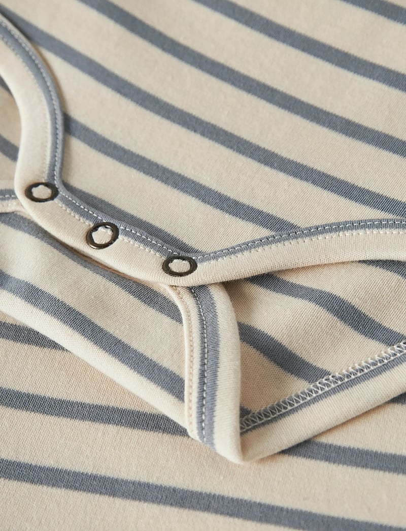 Lil'Atelier - NBMLIMIA LS REG BODY LIL - långärmade bodies - turtledove - 2