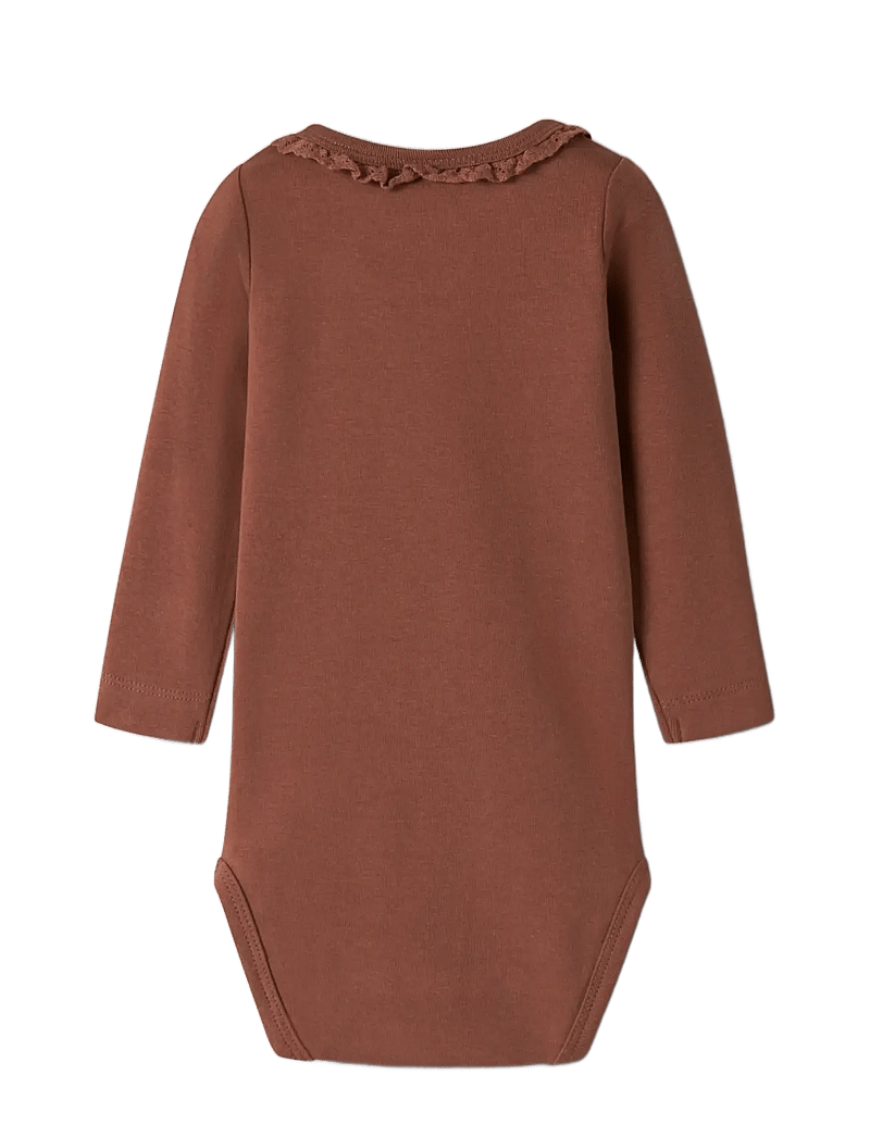 Lil'Atelier - NBFLAYO SUP LS SLIM BODY SOLID LIL - långärmade bodysuits - maple syrup - 1