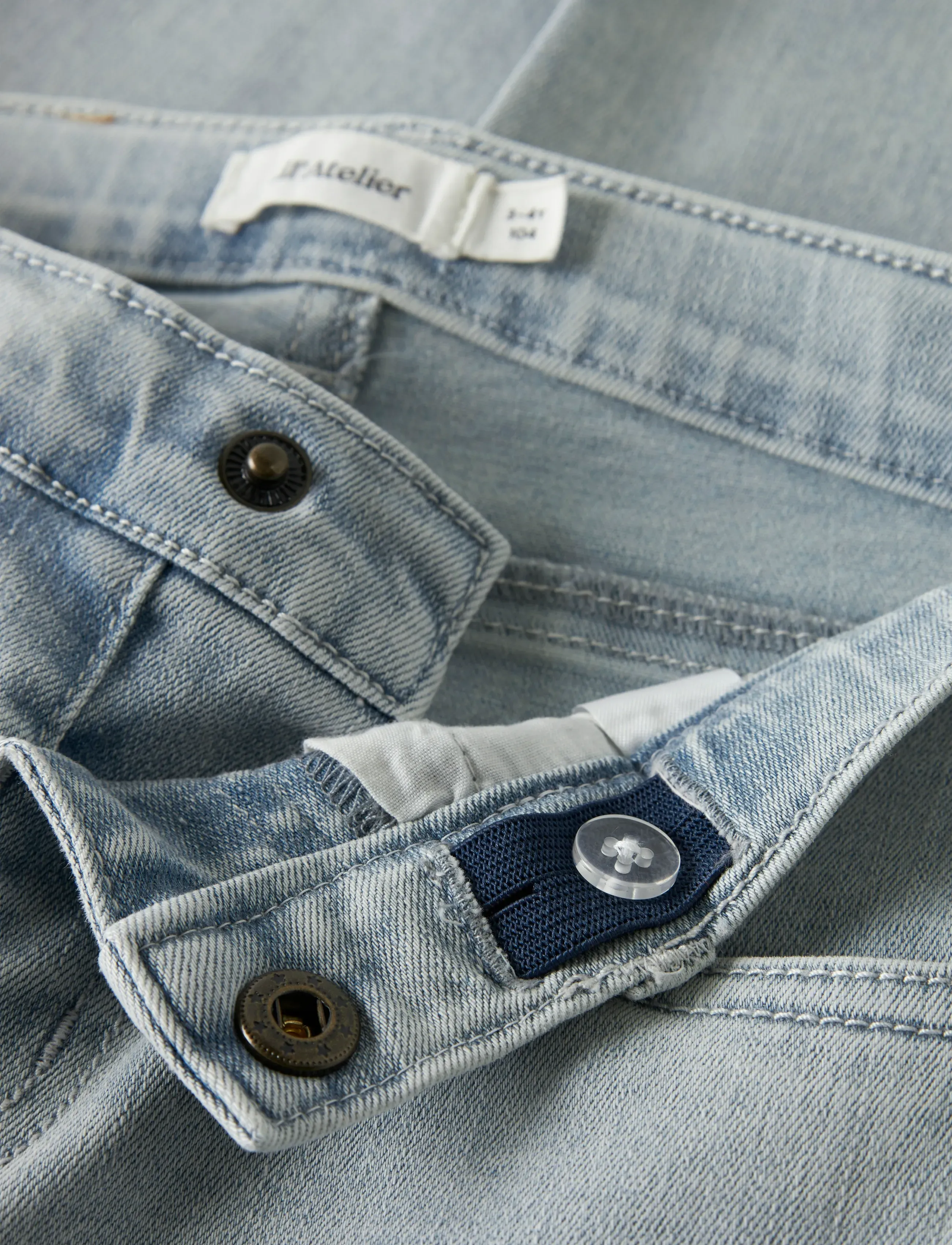 Lil'Atelier - NMFFRANCES LOOSE JEANS 7722-FN LIL - alt laienevad teksad - light blue denim - 3