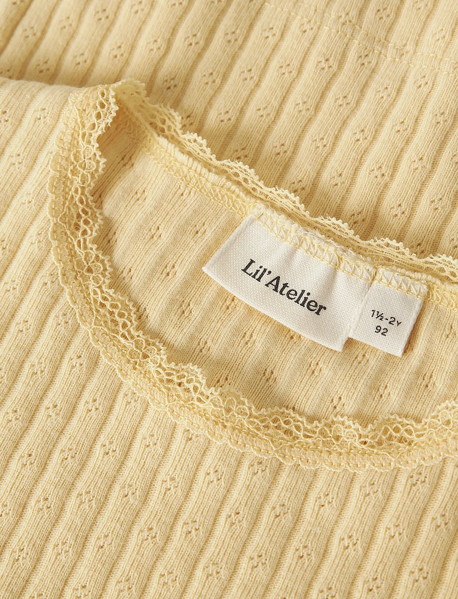 Lil'Atelier - NMFHALDIS SS SLIM TOP LIL - lyhythihaiset t-paidat - sunlight - 2