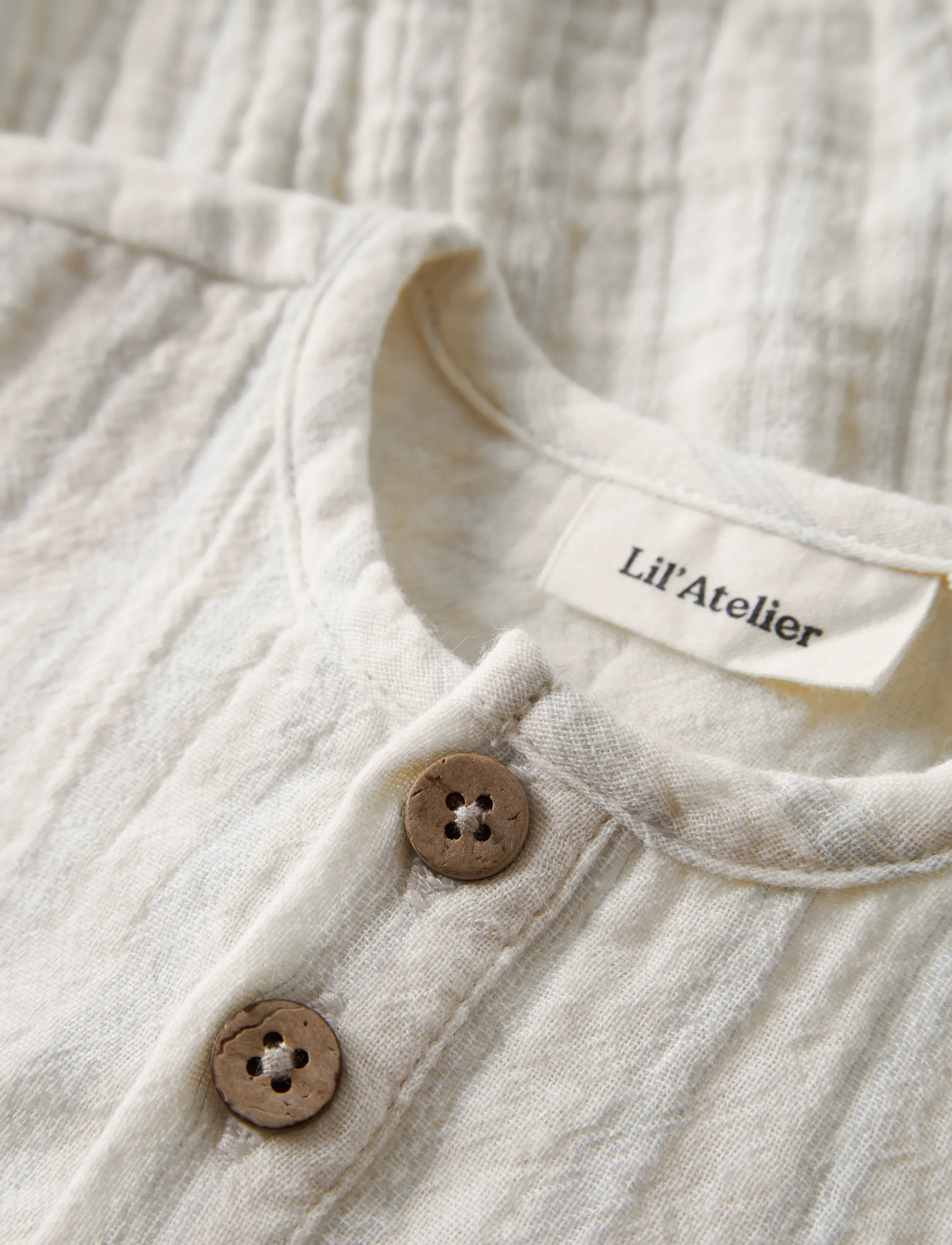 Lil'Atelier - NBMHAGI SS LOOSE SHIRT BODY LIL - À manches courtes - coconut milk - 2