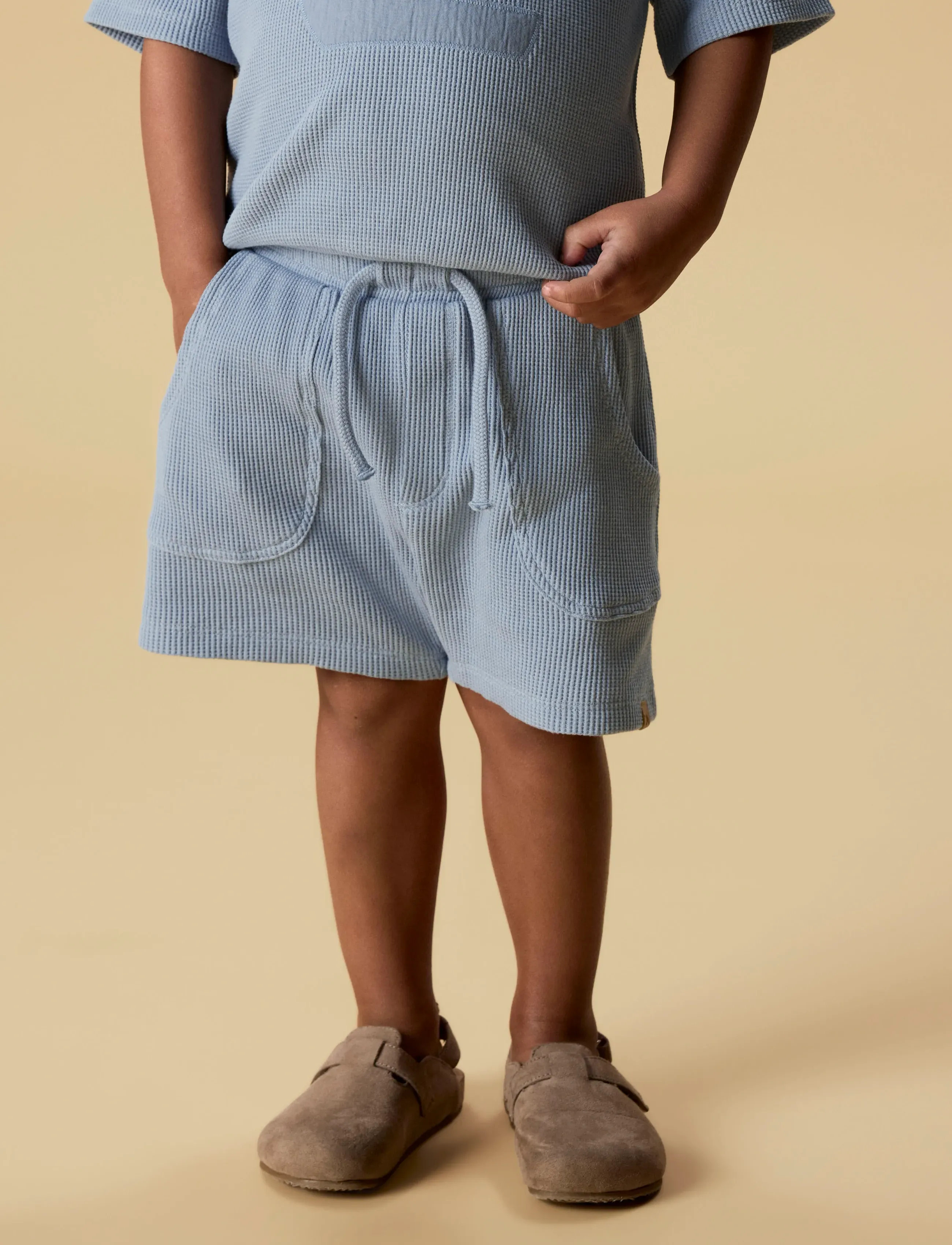 Lil'Atelier - NMMHARUN LOOSE SWEAT SHORTS LIL - mjúkar stuttbuxur - dusty blue - 3