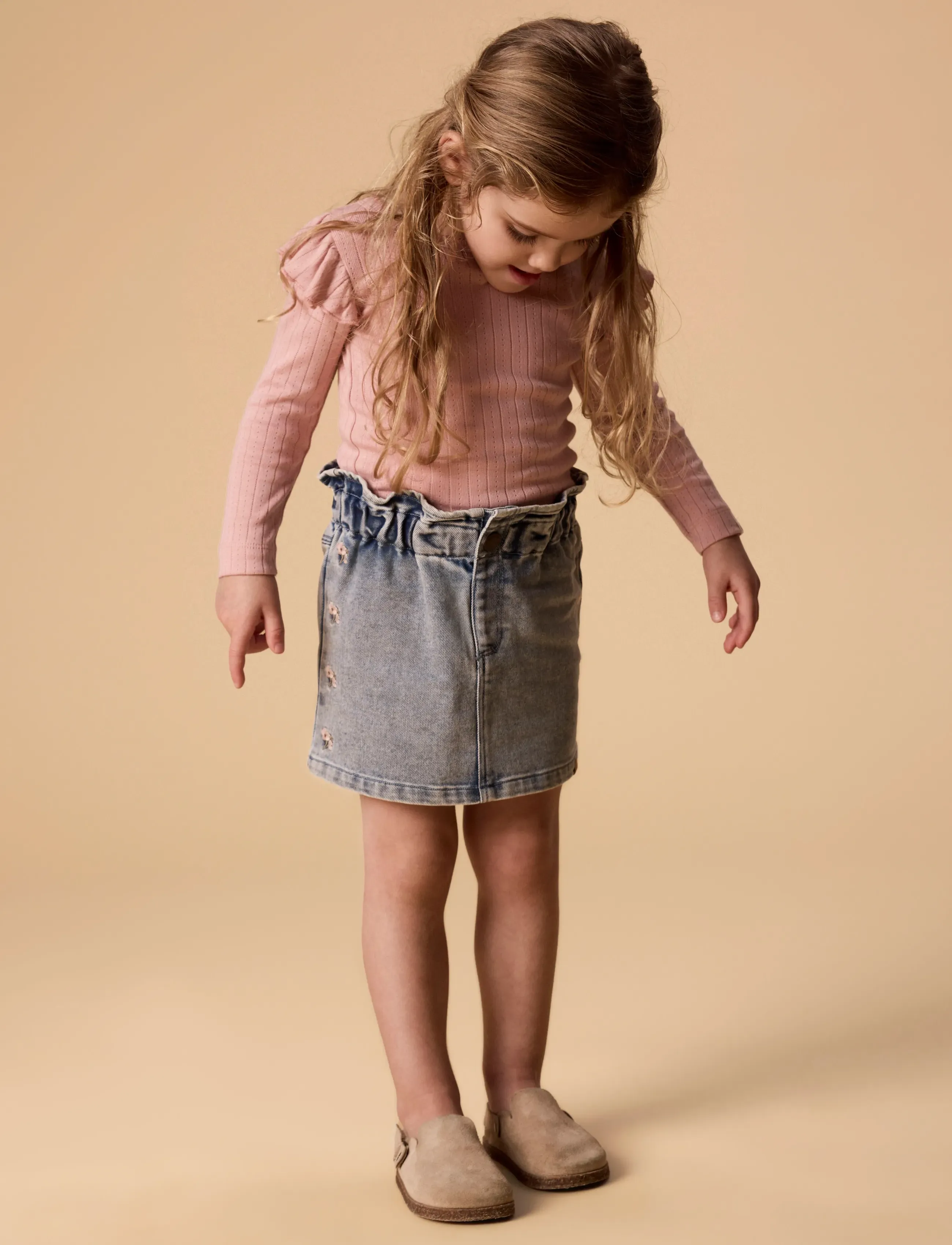 Lil'Atelier - NMFDEVA LOOSE DNM EMB SKIRT 2024-ES LIL - korte nederdele - medium blue denim - 3
