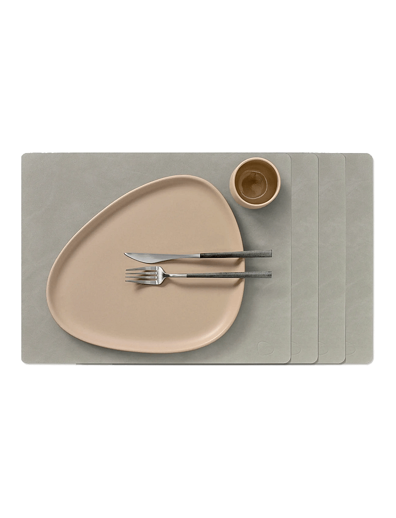 LIND DNA - 4-Set Table Mat Square L Nupo - textilien - light grey - 0