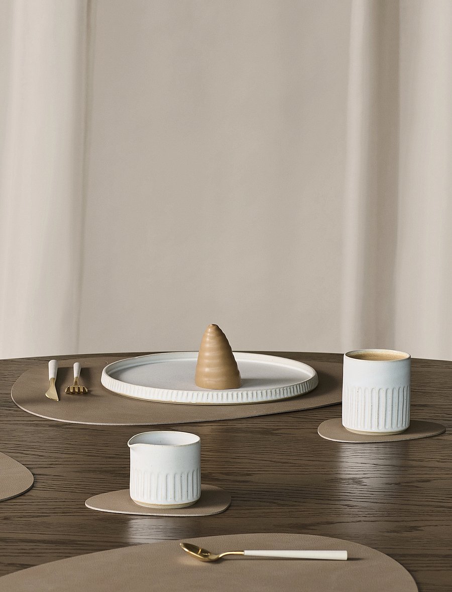 LIND DNA - 4-set Glass Mat Curve Nupo - borðstofu og borð aukahlutir - nougat - 0
