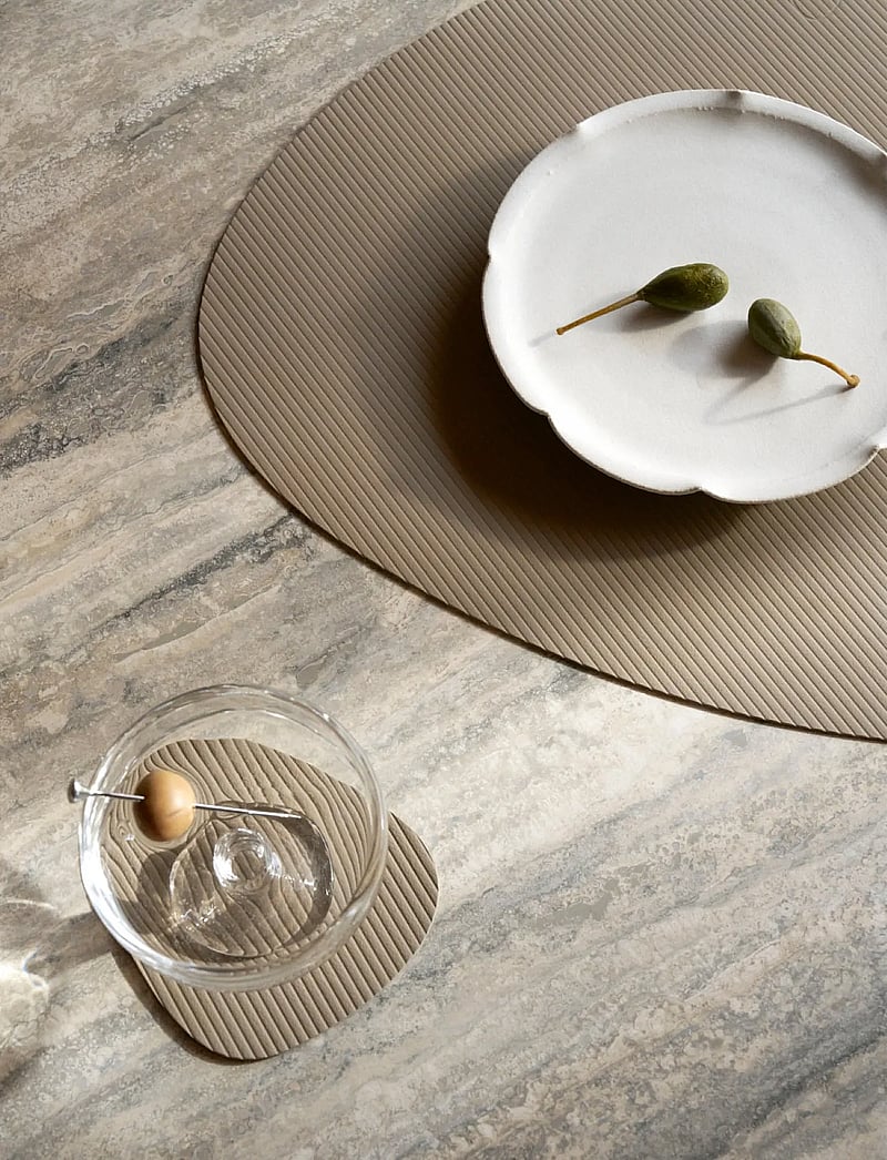 LIND DNA - 4-Set Table Mat Curve L Corduroy - textilien - clay brown - 3