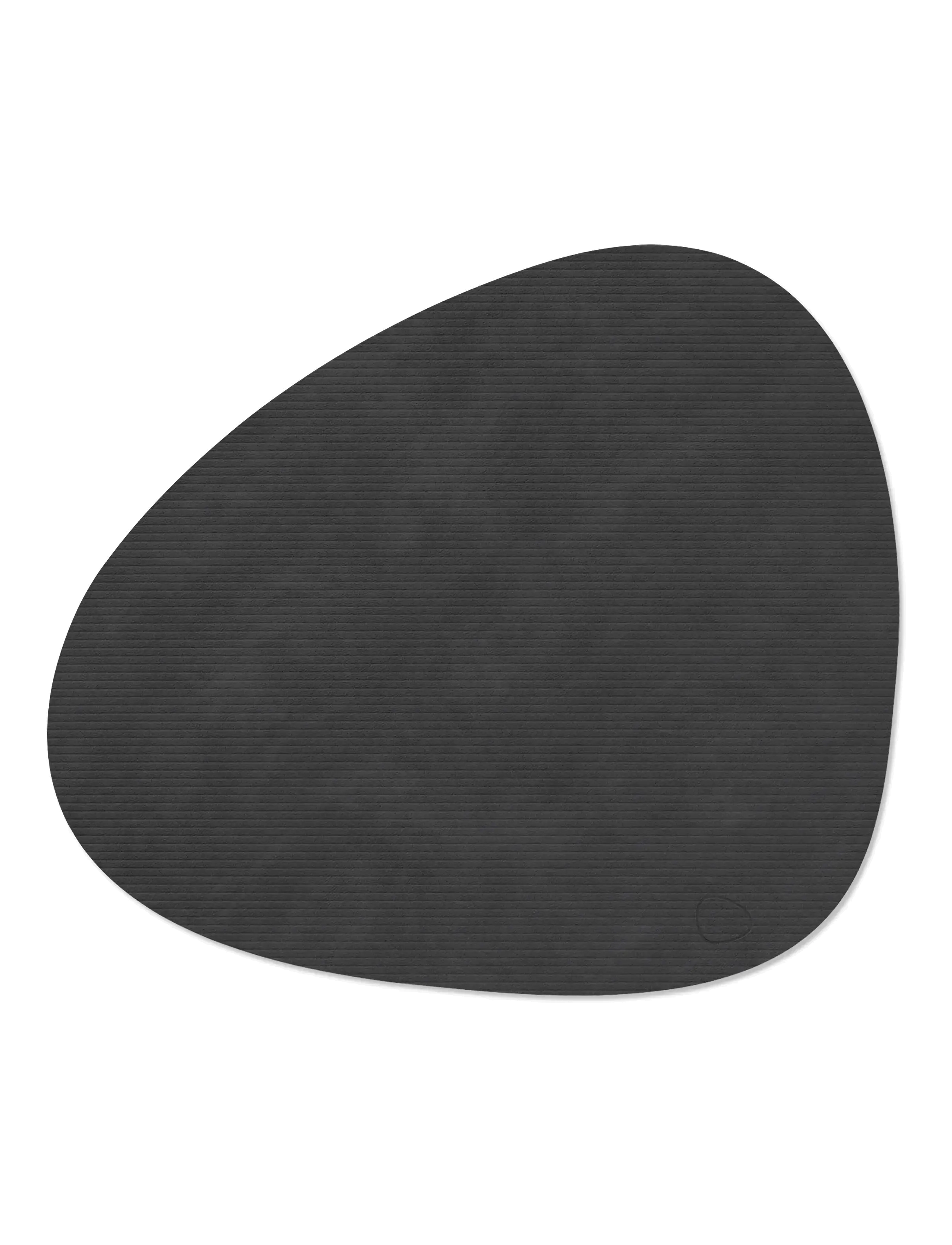 LIND DNA - 4-Set Table Mat Curve L Corduroy - textilien - black - 2