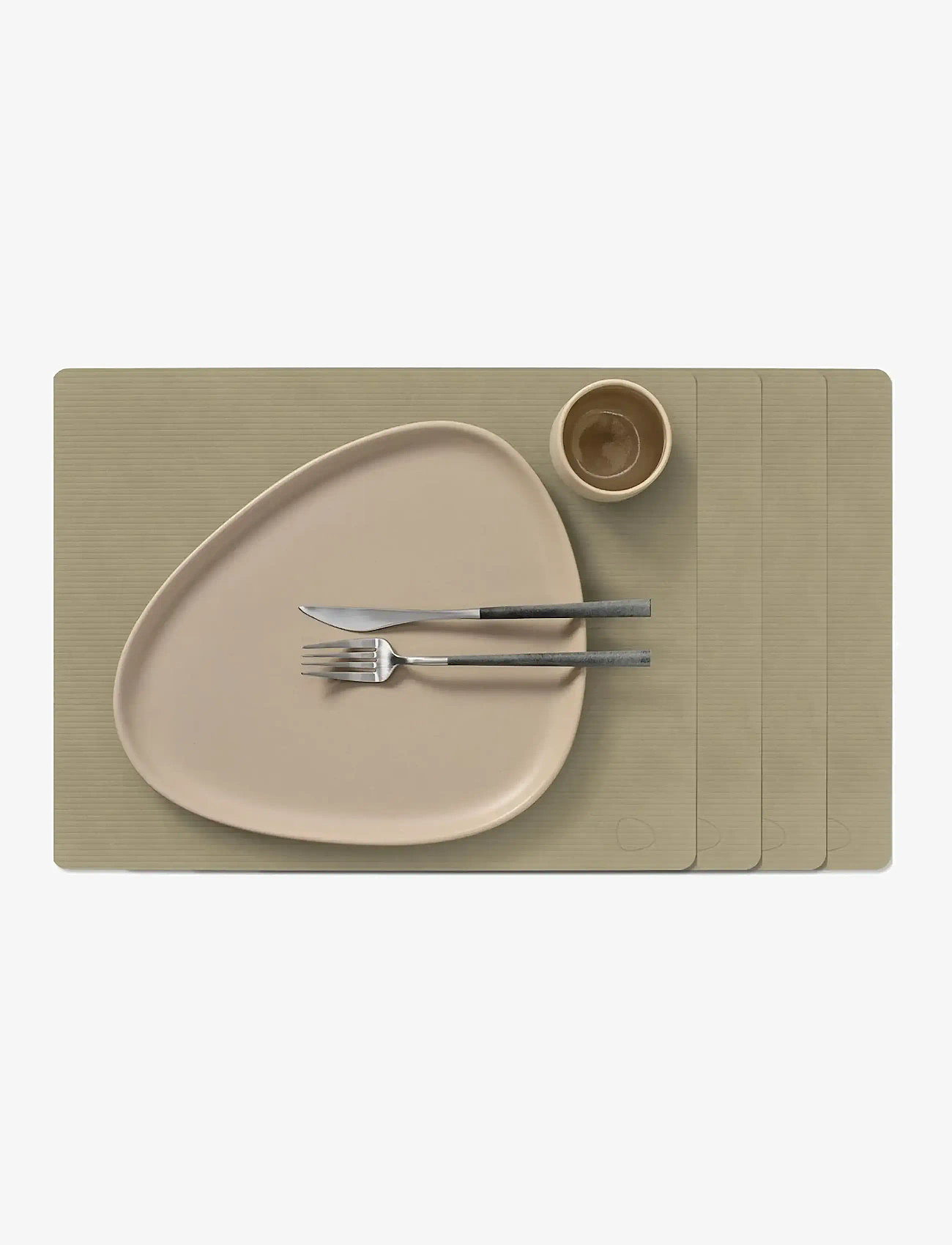 LIND DNA - 4-Set Table Mat Square L Corduroy - geschenke unter 100€ - herbal dust - 0