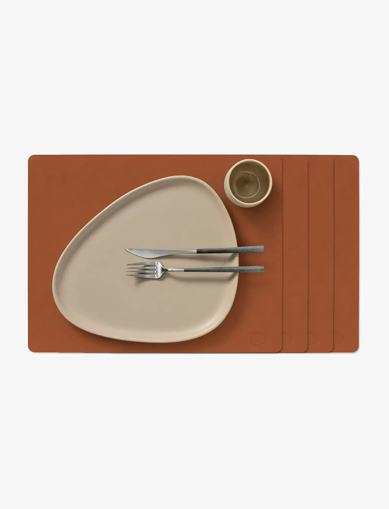 LIND DNA - 4-Set Table Mat Square L Nupo Rust - dækkeservietter - nupo rust - 0